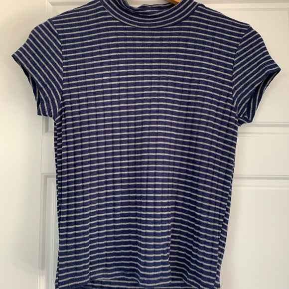 🔷3 for $24 Cute Fitted T-Shirt - Picture 1 of 3